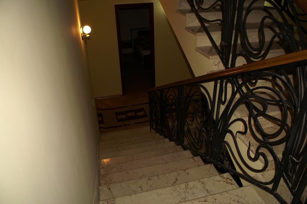 Europa+T Hotel Tbilisi Exterior photo