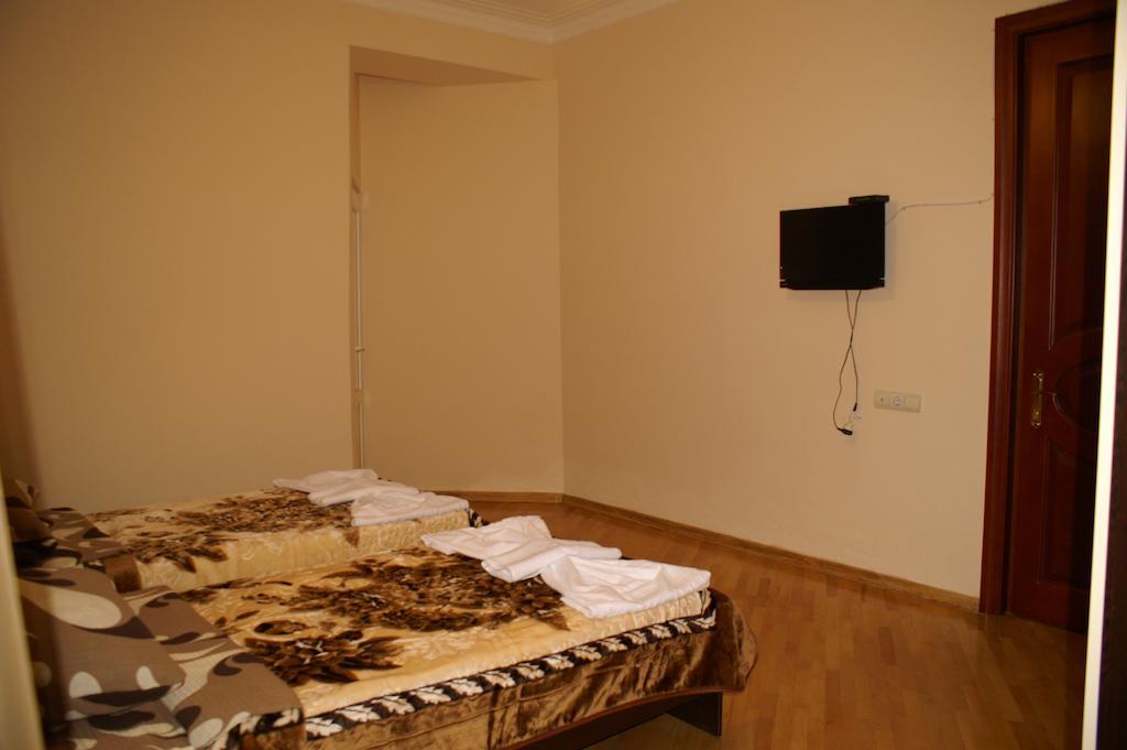 Europa+T Hotel Tbilisi Exterior photo