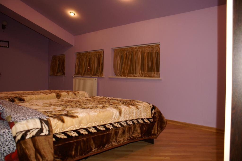 Europa+T Hotel Tbilisi Room photo