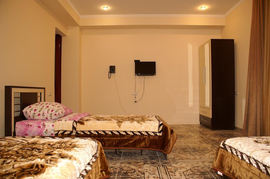 Europa+T Hotel Tbilisi Room photo