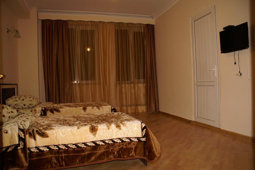 Europa+T Hotel Tbilisi Exterior photo