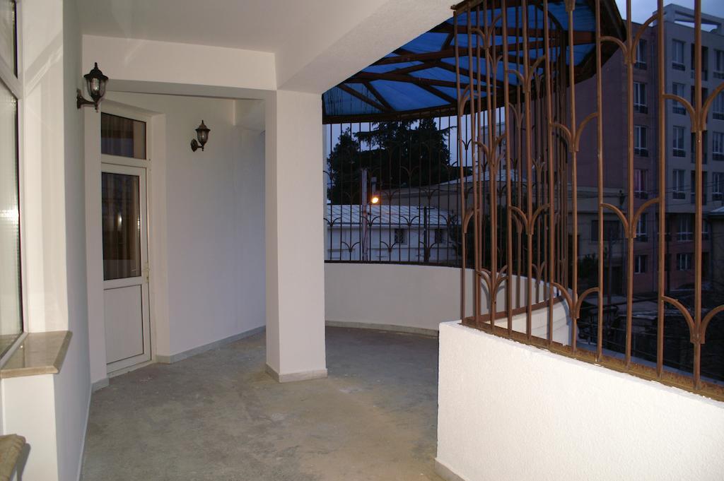 Europa+T Hotel Tbilisi Exterior photo